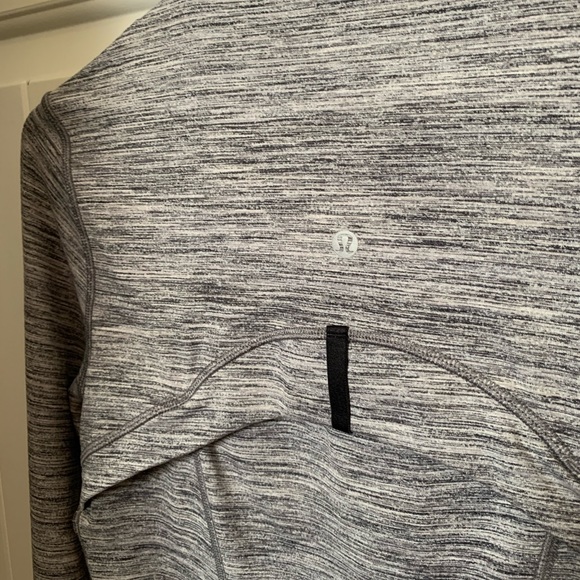 LULU LEMON charcoal zip up - Picture 4 of 5